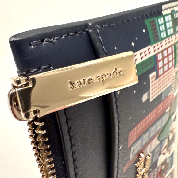 kate spade / Winter Wonders Large Slim Card Holder Wallet - Picture 4 of 8